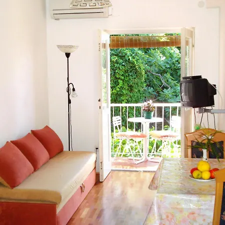 And With Parking Space Hvar - 4613 招待所 赫瓦尔