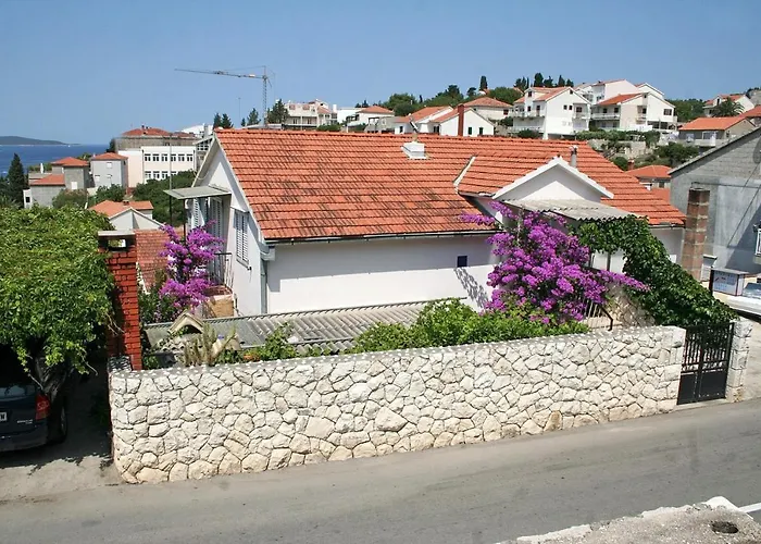 And With Parking Space Hvar - 4613 Pensionat *