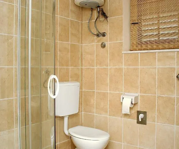 Pensionat And With Parking Space Hvar - 4613 Hvar Town