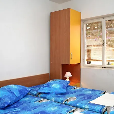 Гостьовий будинок And With Parking Space Hvar - 4613 Хвар