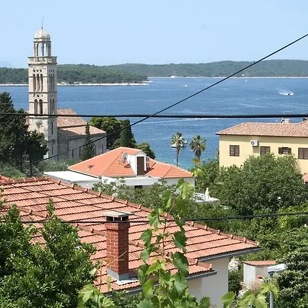 Πανσιόν And With Parking Space Hvar - 4613