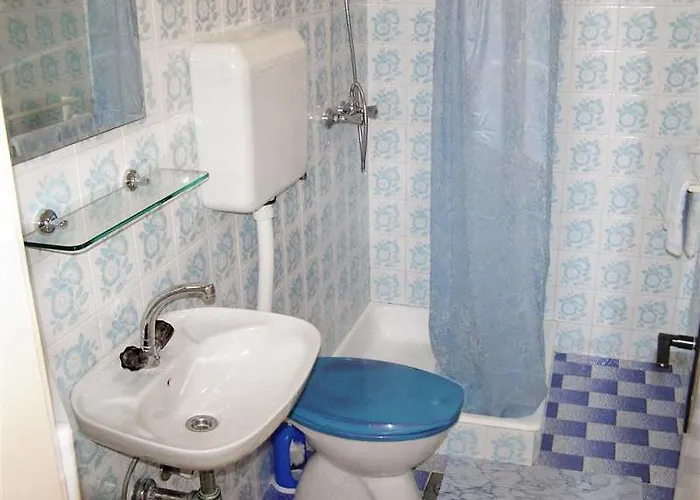 Affittacamere And With Parking Space Hvar - 4613 Hvar Town